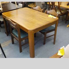 ID：192771　食卓４点セット