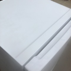 【美品】Hisense  2021年製  120L   冷蔵庫　 HR-B1202  の画像