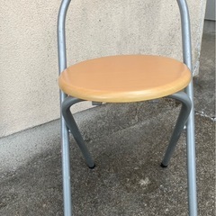 椅子の画像