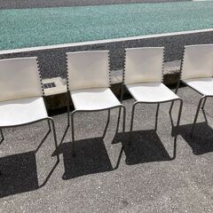 カッシーナ デサルトジップ スタッキングチェア 4脚セット