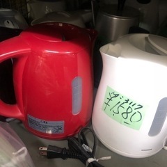 いろんな電気ケルトと電気ポット‼️  一つ￥1280円⭕️〜の画像