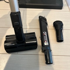 日立　サイクロン式　コードレススティッククリーナー　掃除機の画像