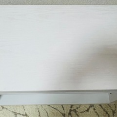 キャスター付きテレビ台の画像