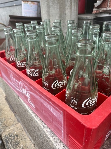 ヴィンテージ コカコーラ 空き瓶 ケース付き23本