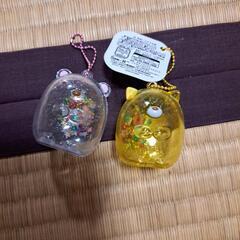 すみっコぐらしシャカシャカクリアマスコットキーホルダーの画像