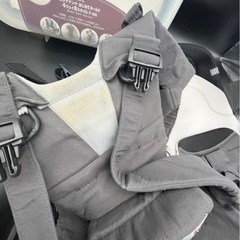 コンビ 抱っこ紐　4way8style はじめてホールドの画像