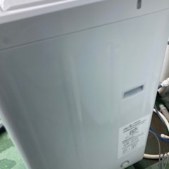 0225 美品 2024年製 ヤマダオリジナル 全自動洗濯機 YWM-T60L 6kgの画像