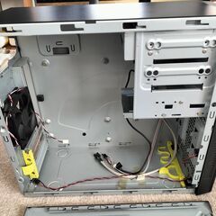 古いUNITCOM製LesanceDTのケース（DVDスーパーマルチとカードリーダー付属）はいかがでしょうか？の画像