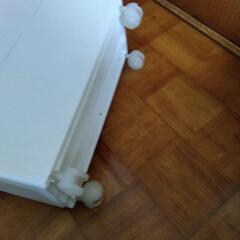 ホワイト 4段 プラスチック収納ボックスの画像