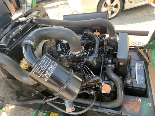 ジョンディア 3235 (乗用
5連リールモア)ヤンマー　ディーゼルエンジン3TNE84-JF 35馬力 JOHNDEERE
