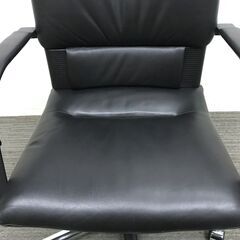 ①vitra　Figura Arbei レザー オフィスチェアの画像