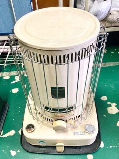 ★石油ストーブ　家電 季節、空調家電 ストーブ