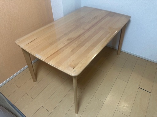 ダイニングテーブル