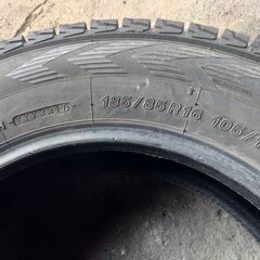 決まりました！ スタッドレス 185/85R16 4本 2018年製 ヨコハマアイスガードG075 105/103L LT バリ山 ジムニーの画像