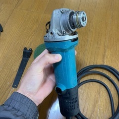 マキタ 9533BLA 100mmディスクグラインタの画像