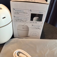 L'OCCITANE非売品車やデスクに USBコンパクトミニ加湿器 軽量の画像