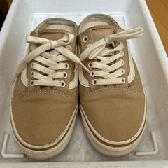 VANSスニーカー
