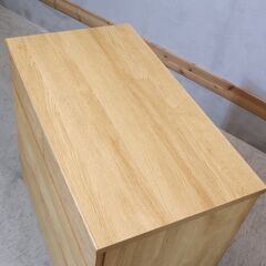 ISSEIKI(一生紀)のORIO オーク材 3段チェストです。スクエアタイプの