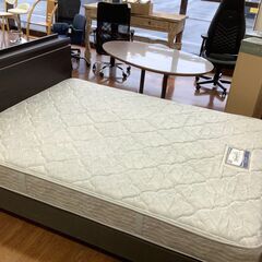 【トレファク武蔵村山店】SIMMONSマットレス付のクイーンベッ...