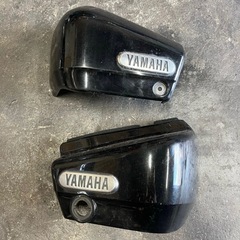 ★ YAMAHA ドラッグスター250 サイドカバー 左右　セッ...