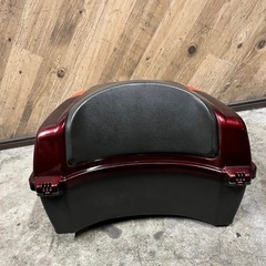 ★ 汎用 リアボックス トップケース バイク バックレスト付 バイクボックス バイクリアボックス レッド　エンジ　スクーター　原付　鍵2本の画像