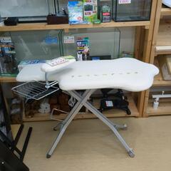 高さ調整可能！アイロン台/コンパクト収納【浜村鹿野温泉ICから3分 買取本舗 宮本リサイクル 営業時間9～19時 定休日水曜のみ←連絡できませんm(_ _)m】の画像