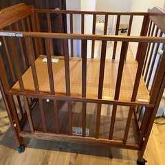 カトージ　ミニベビーベッド　の画像