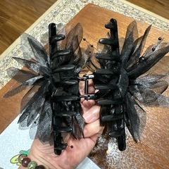ブラックフラワーヘアクリップ
の画像