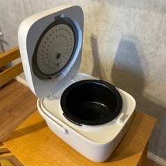 ハイアール炊飯器3合炊き（2020年式）の画像