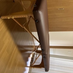 折りたたみマッサージベッドの画像