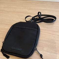 美品ニコアンドショルダー