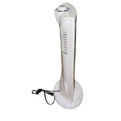 【ジ0303-06】傷がある為お買い得品❗️まだまだ寒い季節❗️Forest Life カーボンヒーター FL-BH930 2019年製の画像