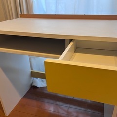 引き出し付き テーブル【値段交渉可】の画像