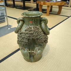 正峰　細工物壺　和モダンな空間に 味わい深い陶器の壺【浜村鹿野温泉ICから3分 買取本舗 宮本リサイクル 営業時間9～19時 定休日水曜のみ←連絡できませんm(_ _)m】の画像