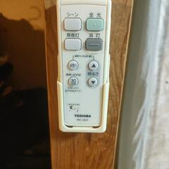 東芝　LEDシーリングライト 調色機能付き　リモコン付①の画像