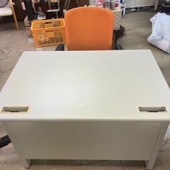 【中古品】オフィスデスク、チェアー　セット　スチール製　机の寸法...