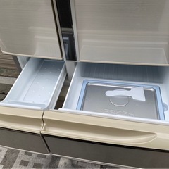 A369◆パナソニック 550L・自動製氷機能付き６ドア冷蔵庫「NR-F554T-N」の画像