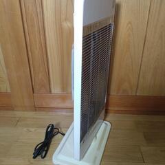 カーボンヒーター900w TEKNOS CHM-4531 の画像