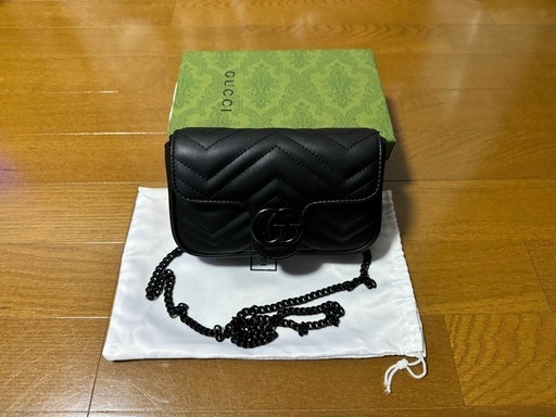 新品未使用グッチショルダー