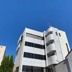 営業－ベルトやサスペンダーなど雑貨やファッション小物など（…