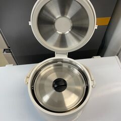 保温調理鍋　No.1805　アイリスオーヤマ　ホワイト　RWP-N27　【リサイクルショップどりーむ荒田店】の画像