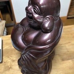布袋様の置物の画像