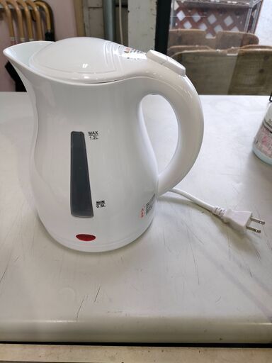 電気ケトル　1.2L　ジャングルジャングル良品館