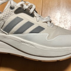 adidas｜ZNCHILL LIGHTMOTION+ SHOES 24.5cmの画像