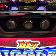 パチスロ実機　マイジャグラー5 とファンキージャグラー2の画像