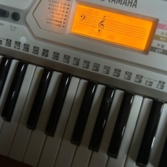 電子キーボード  YAMAHAの画像