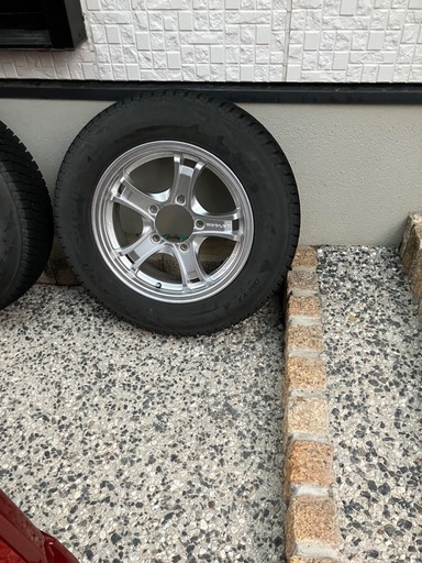 ブリヂストン　ブリザック　175/80/16