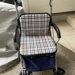シルバーカー　介護用品