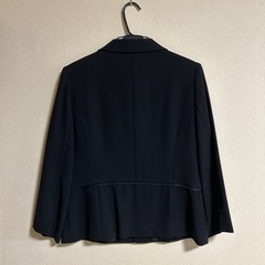 レディース　スーツの画像