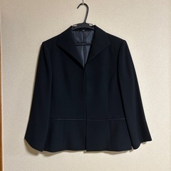 レディース　スーツ